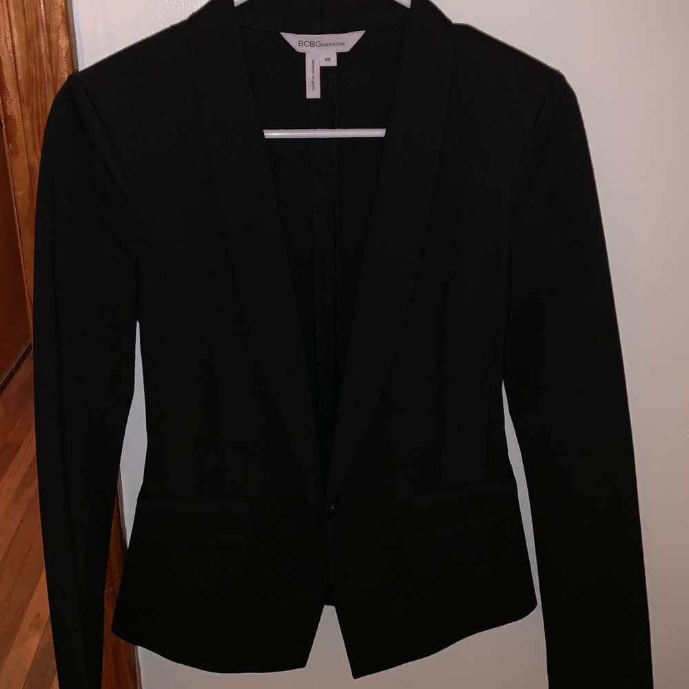 BCBG black cotton blazer in size XS
